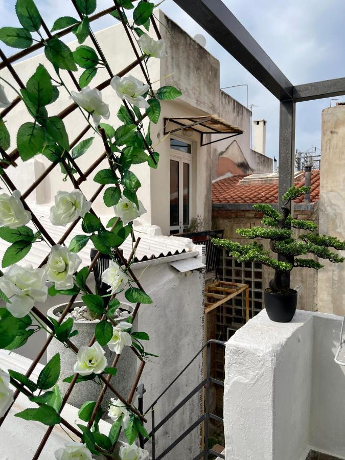 Oikiastudios2 Patras Exterior foto